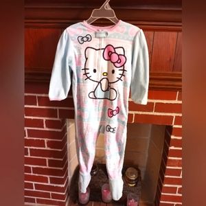 Hello kitty footies